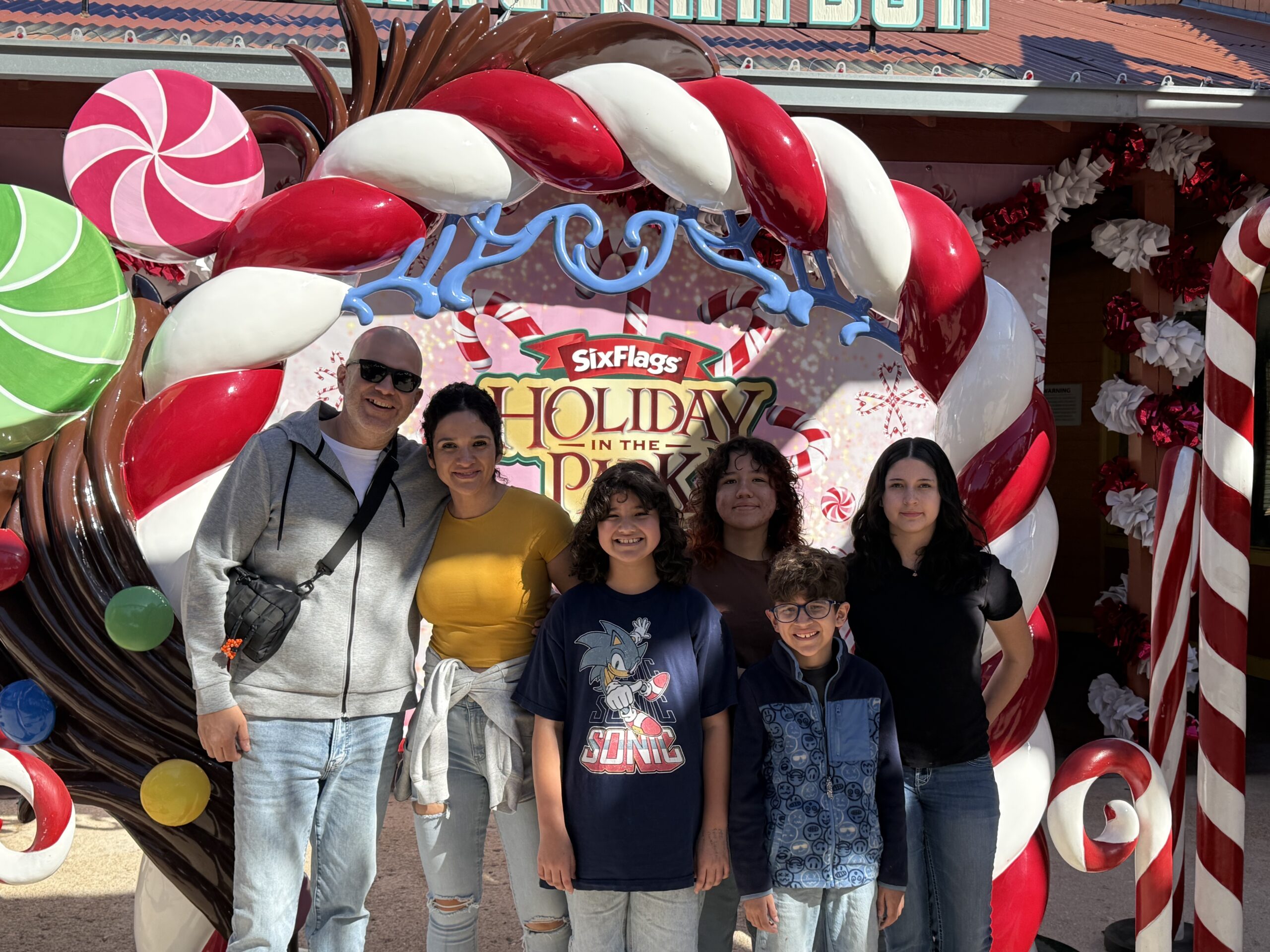 The Road Runner Pizza & Wings family